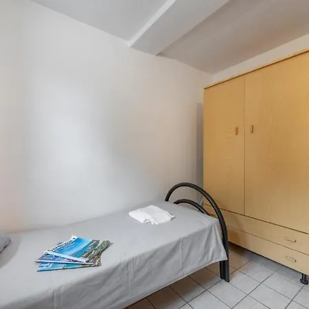 2-zimmer-wohnung Caraibi Mit Parkplatz * Όλμπια