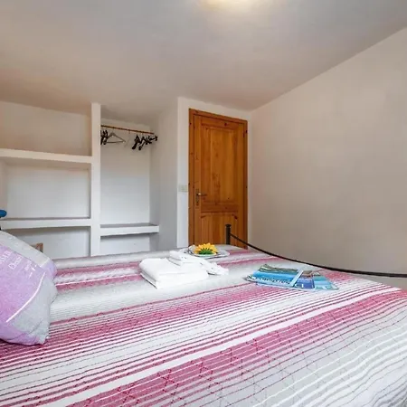 Διαμέρισμα 2-zimmer-wohnung Caraibi Mit Parkplatz Όλμπια